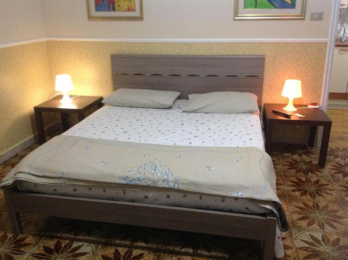 טאראנטו Appartahotelpuglia Gruppo Albergo Lamanna חדר תמונה